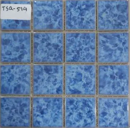 mozaik kolam renang minimalis biru