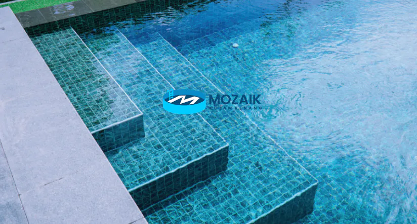 Mozaik Singres Kolam Renang